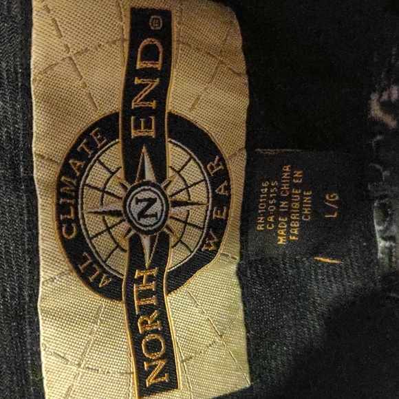 Men's Spring/Fall Beige Jacket with Black Zipper Pockets. - Picture 3 of 3